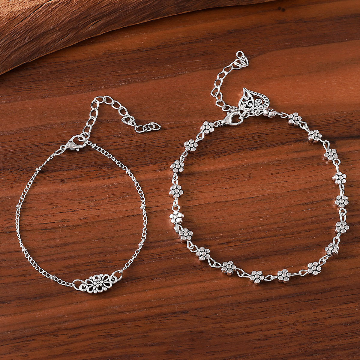 Wholesale Bohemian Western Style Flower Heart Carved Hollow Bracelet Anklet Set